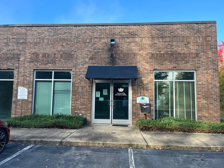 Primary Photo Of 188 Medical Park Dr, Brevard Medical For Lease