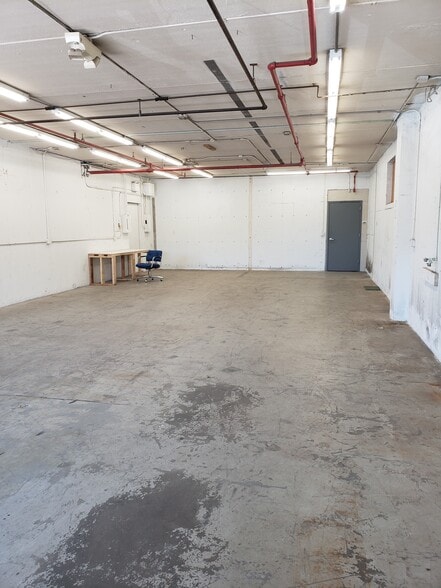 More Photos Of 123 Washington St, Holliston Light Manufacturing For Lease