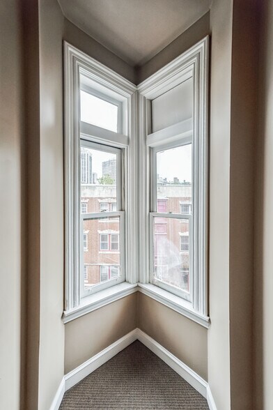 More Photos Of 2300 Locust St, Philadelphia Apartments For Sale