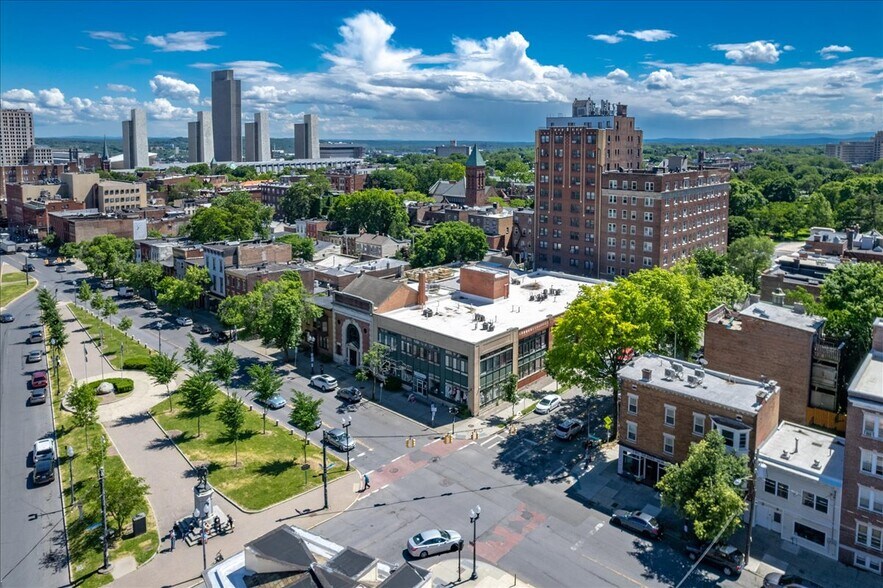 More Photos Of 260 A Washington Ave, Albany Apartments For Sale