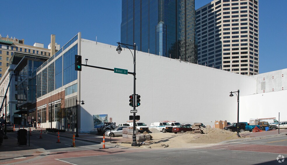 More Photos Of 1323-1333 Walnut St, Kansas City Unknown For Lease