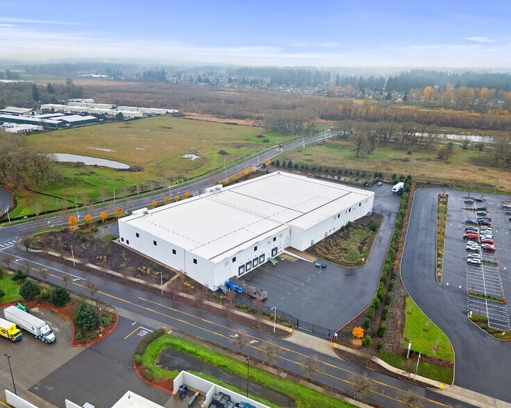More Photos Of 6220 NE 147th Ave, Vancouver Warehouse For Lease