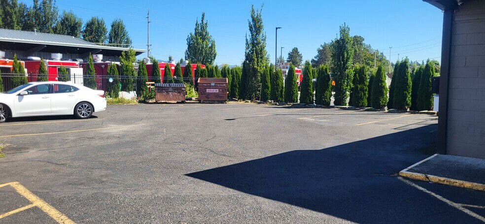More Photos Of , Fairview General Retail For Sale