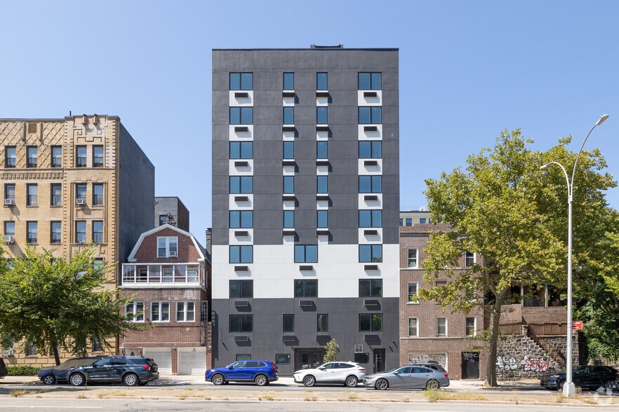 More Photos Of 3187 Grand Concourse, Bronx Apartments For Sale