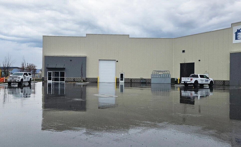 More Photos Of 3410 W Nelis Dr, Meridian Industrial For Lease