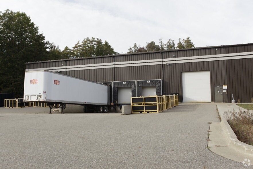 More Photos Of 6189 Blue Star Hwy, Saugatuck Manufacturing For Lease