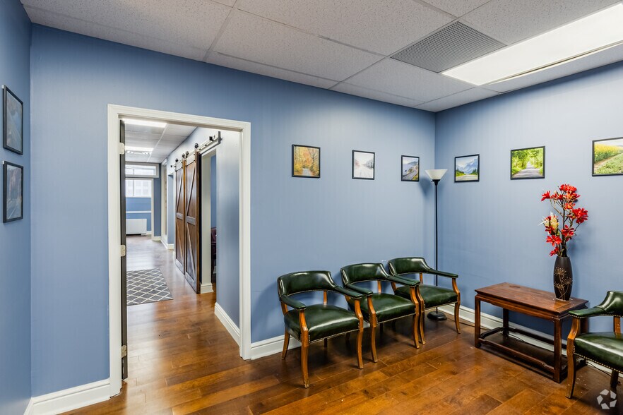 More Photos Of 351-355 5th Ave, Pittsburgh Office For Lease