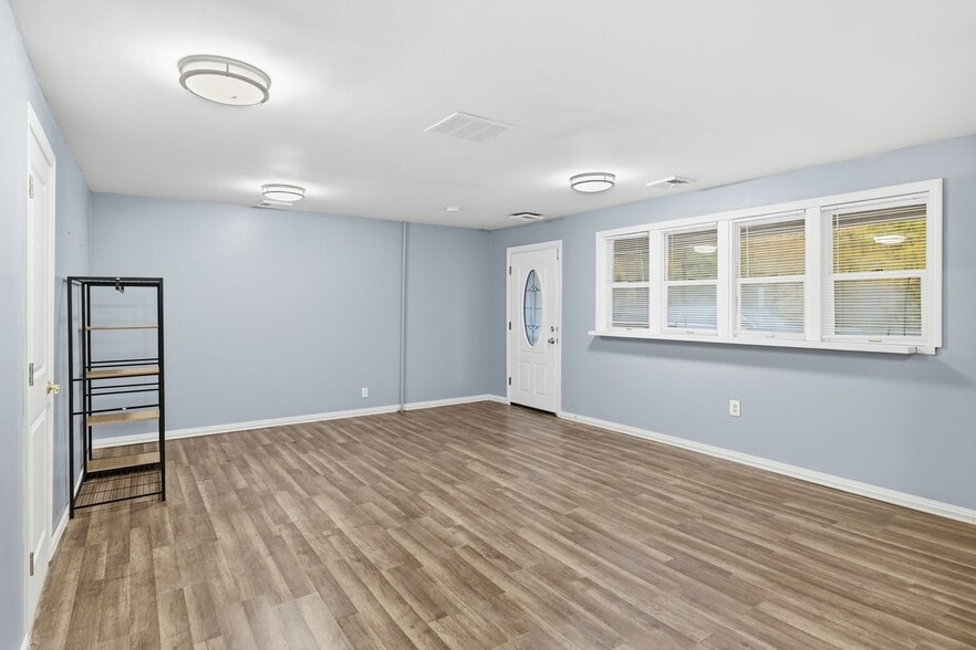 More Photos Of 1508 Main St, Agawam Restaurant For Sale