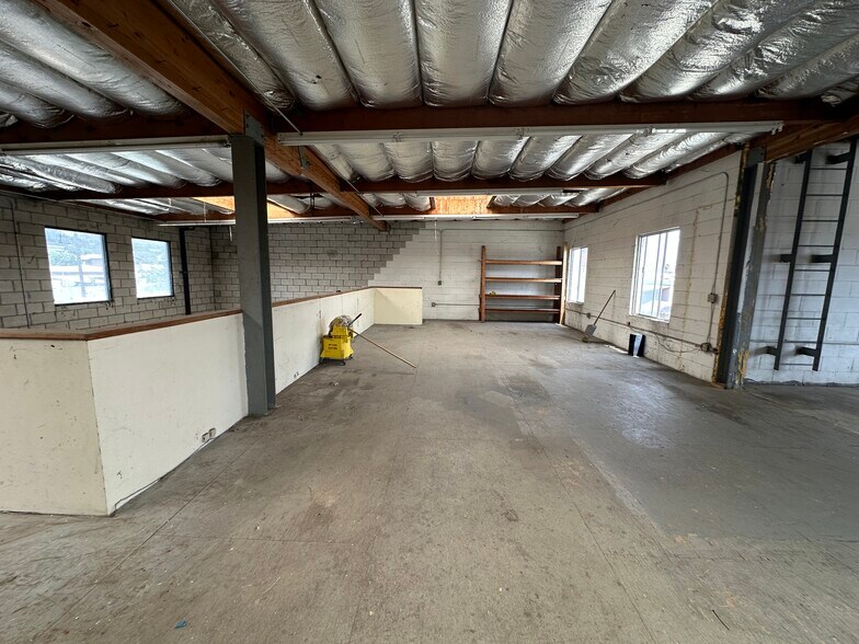 More Photos Of 7637 North St, Lemon Grove Service For Lease