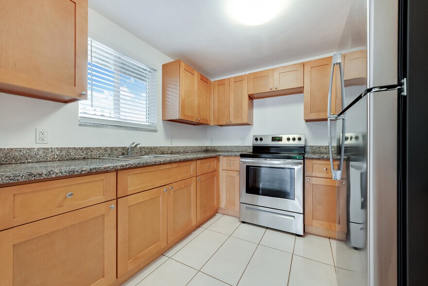 More Photos Of 750 SW 2nd St, Miami Apartments For Sale