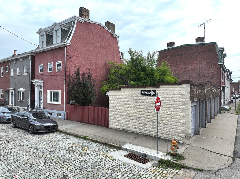 More Photos Of 15 S 14th St, Pittsburgh Multifamily For Sale