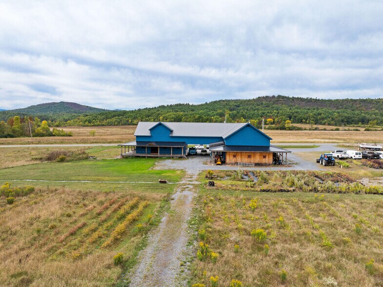 More Photos Of 1502 NY-22, Essex Restaurant For Sale