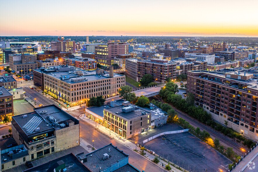 More Photos Of 124 3rd Ave, Minneapolis Office For Lease