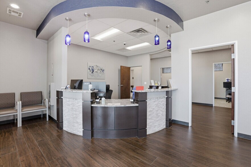 More Photos Of 2804 SW 134th St, Oklahoma City Medical For Sale