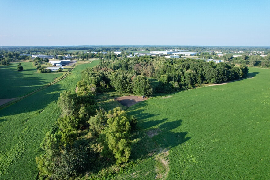 More Photos Of West Grand River Avenue, Lansing Land For Sale