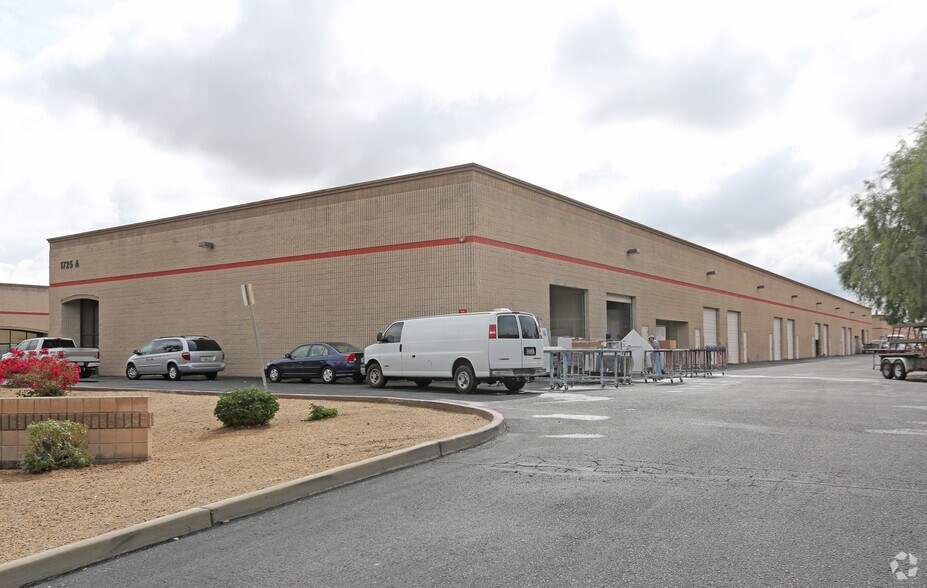 More Photos Of 1725 W Williams Dr, Phoenix Unknown For Lease