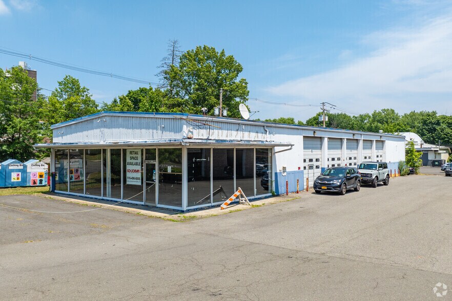 More Photos Of 2-88 N Main St, New City Unknown For Lease