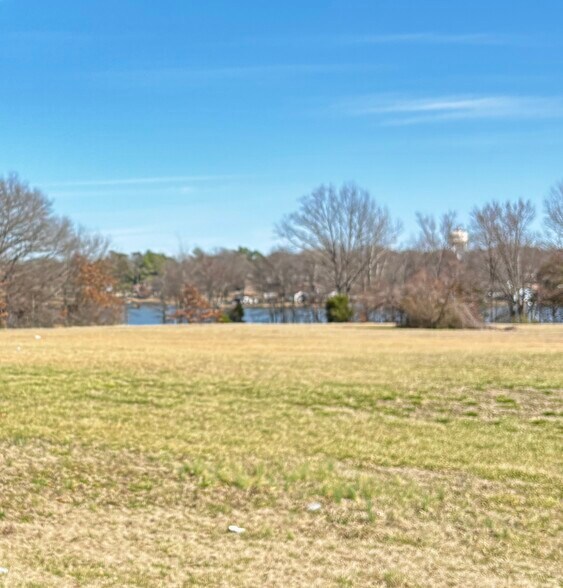 More Photos Of Airways Boulevard, Southaven Land For Sale