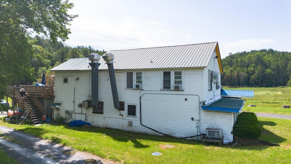More Photos Of 32 Vt Route 10, Chester Restaurant For Sale