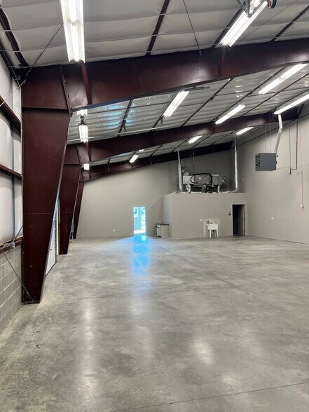 More Photos Of 3111 IH 30, Dallas Light Distribution For Lease