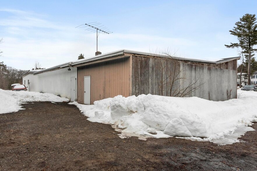 More Photos Of 162 Baldwinville Rd, Templeton Industrial For Sale