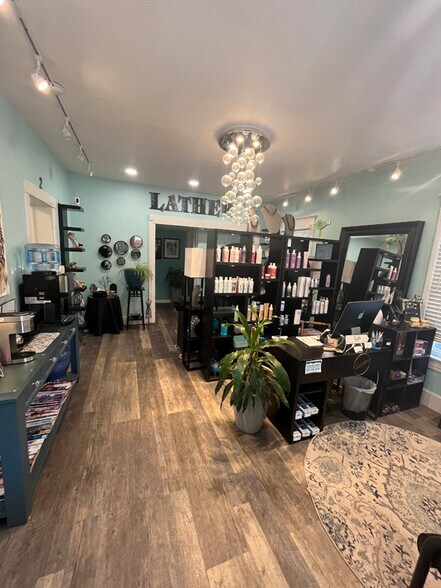 More Photos Of 3538 S Pennsylvania St, Englewood Office For Sale