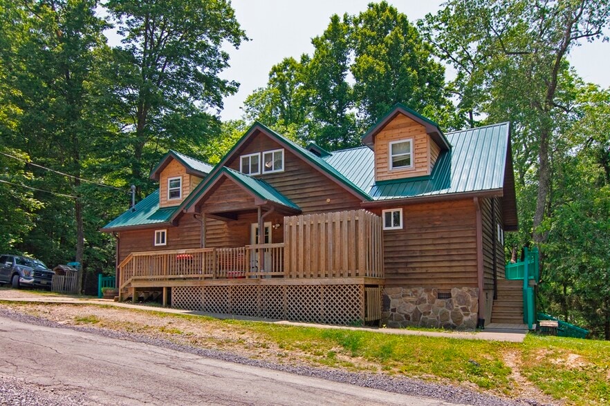 More Photos Of 211 Oscar White rd, Lansing Land For Sale