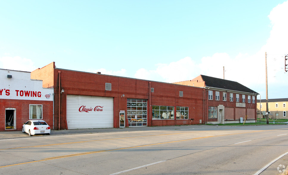 Primary Photo Of 401 3rd Ave, Huntington Warehouse For Lease