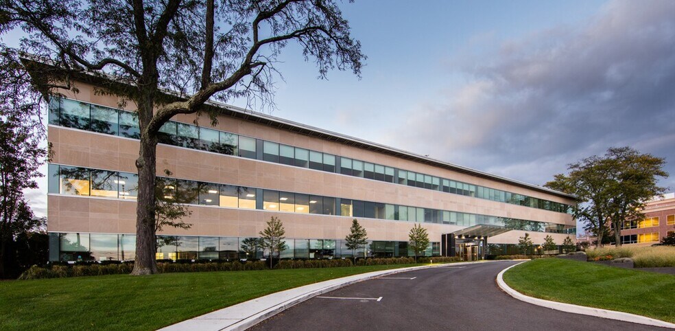 More Photos Of 25 Deforest Ave, Summit Office For Lease