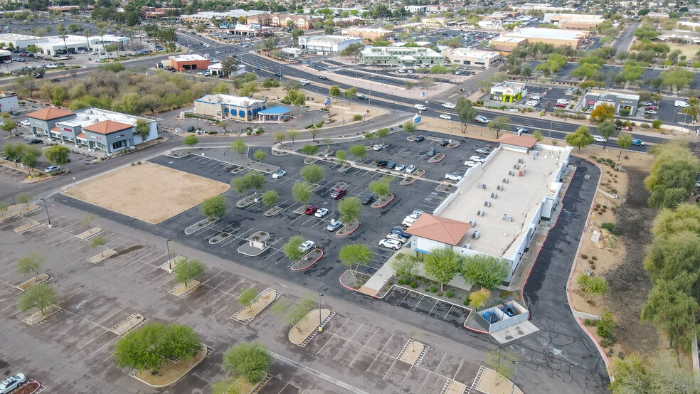 More Photos Of 1903 S Country Club Dr, Mesa Freestanding For Lease