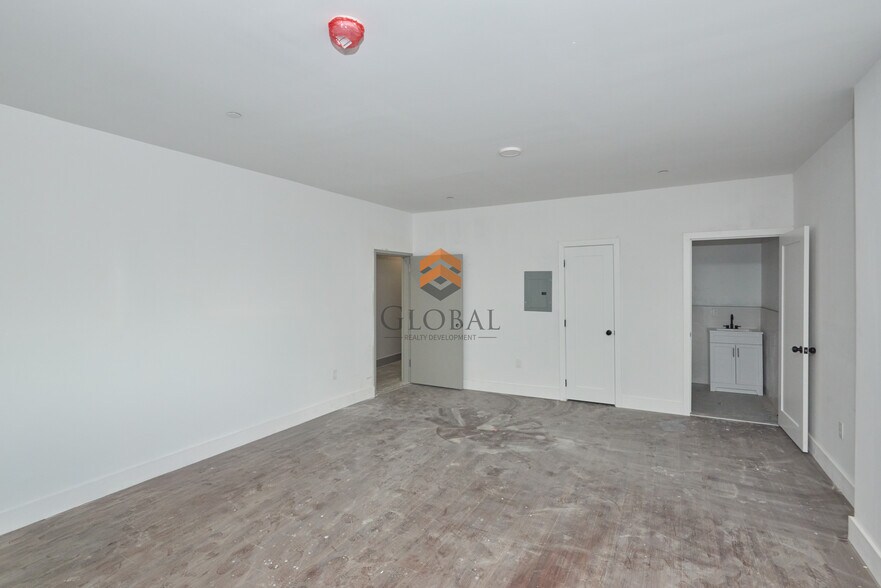 More Photos Of 2757 Fulton St, Brooklyn Land For Lease