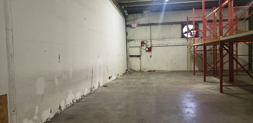More Photos Of 10207-10235 General Dr, Orlando Warehouse For Lease