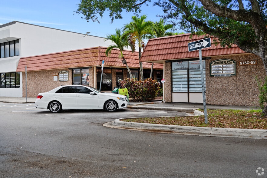 More Photos Of , Coral Springs General Retail For Sale