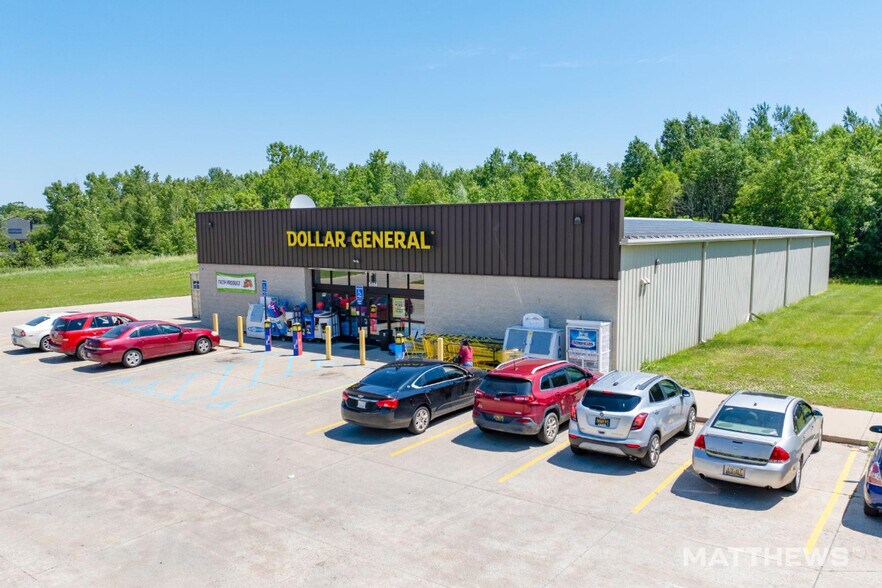 Primary Photo Of 108 S Bay Dr, Bay Convenience Store For Sale