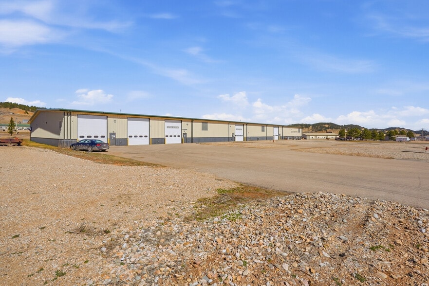 More Photos Of 1151 Industry Rd, Sturgis Manufacturing For Sale