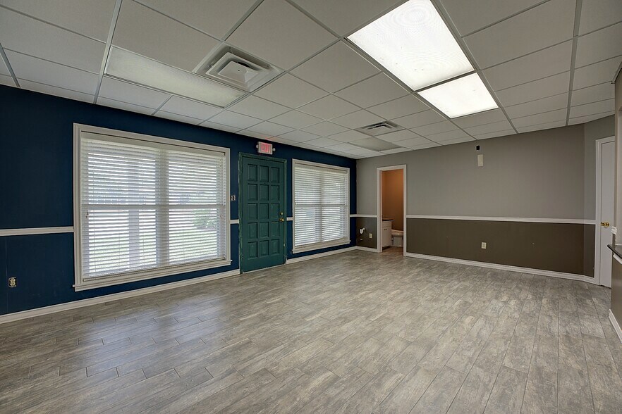 More Photos Of 1015 E 35th St, Texarkana Medical For Sale