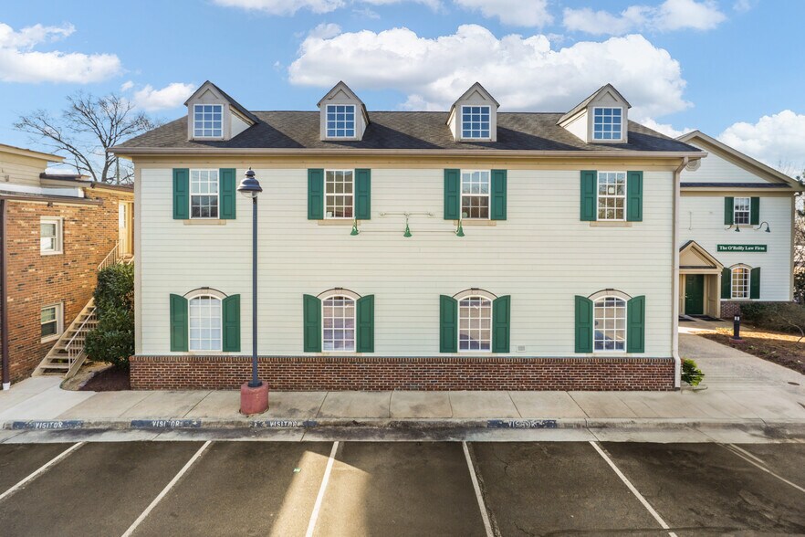 More Photos Of 761B Monroe St, Herndon Office Residential For Lease