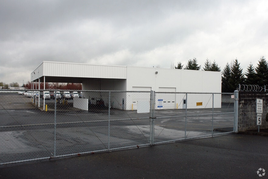 More Photos Of 13704 NE Airport Way, Portland Unknown For Lease