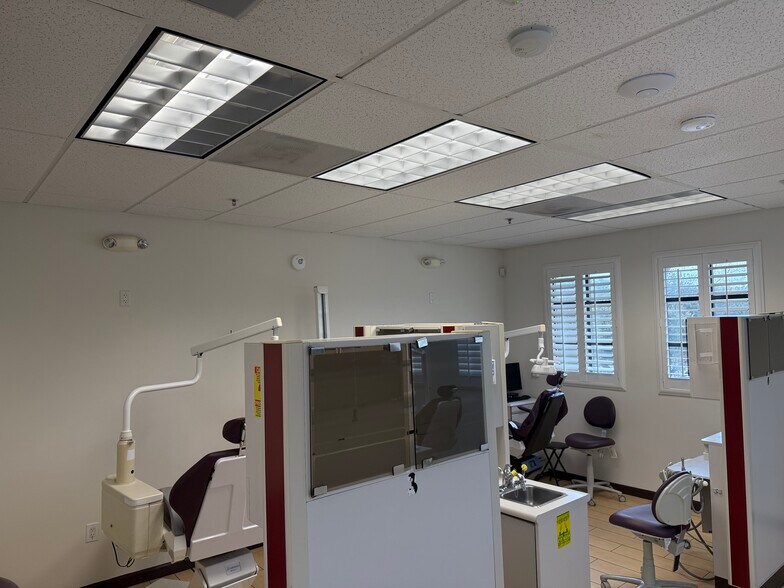 More Photos Of 1569 Lexann Ave, San Jose Medical For Sale