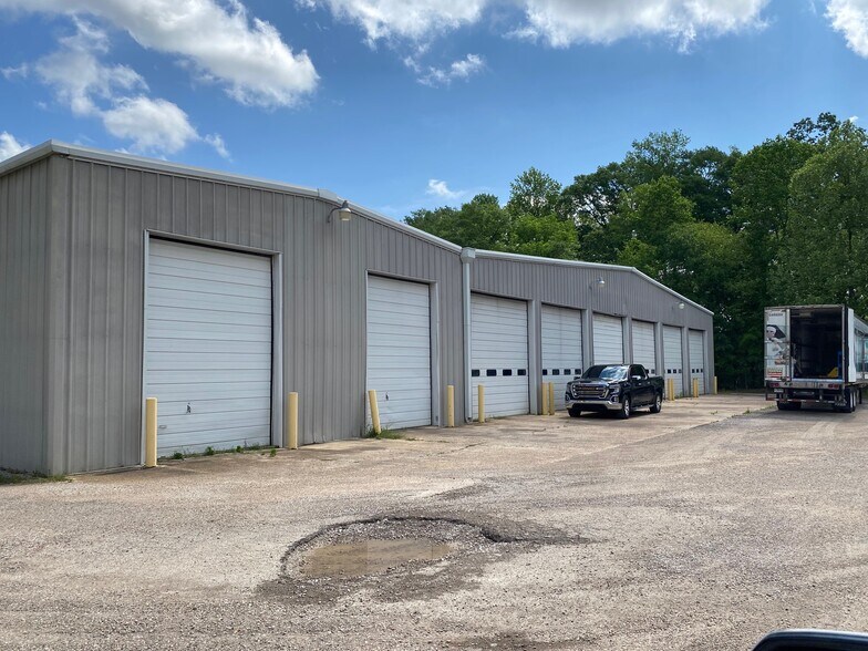 More Photos Of 407 S Eason Blvd, Tupelo Warehouse For Sale