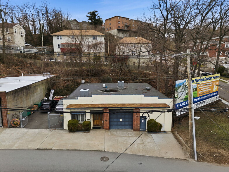 More Photos Of 402 Mclean Ave, Yonkers Office For Sale