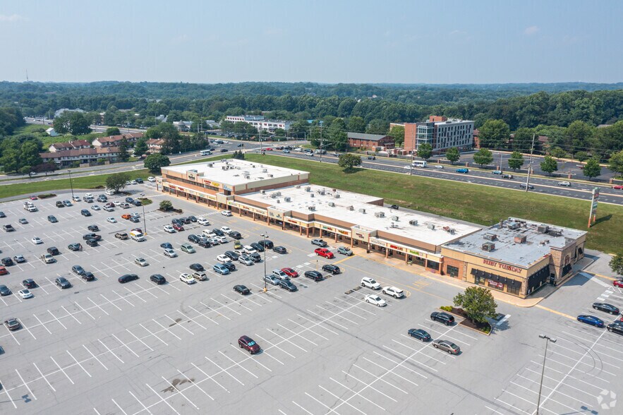 More Photos Of 4734-4766 Limestone Rd, Wilmington Storefront For Lease