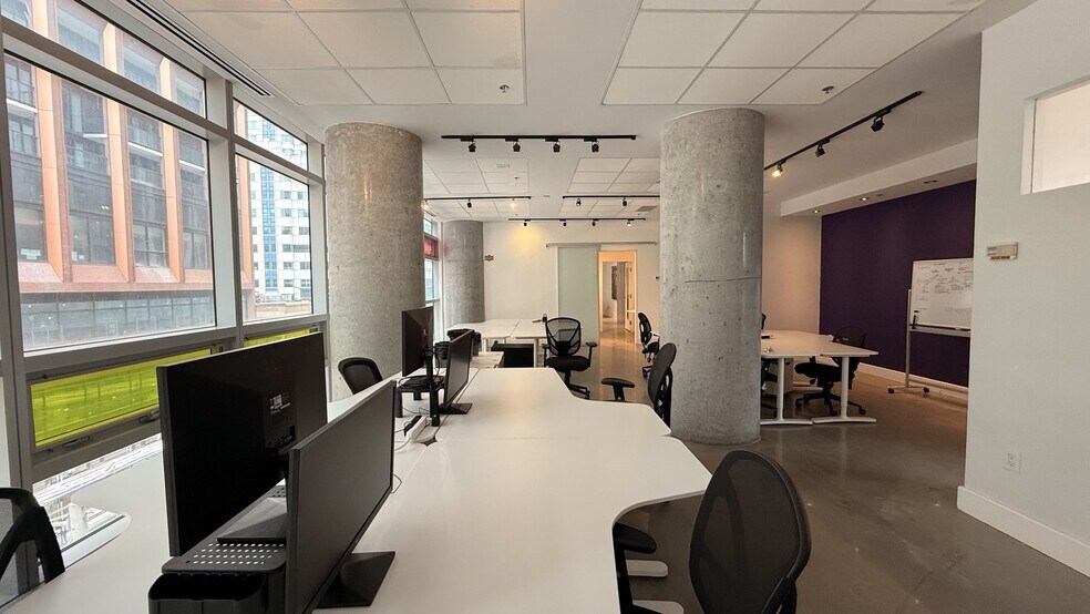 More Photos Of 373-375 King St W, Toronto Apartments For Lease