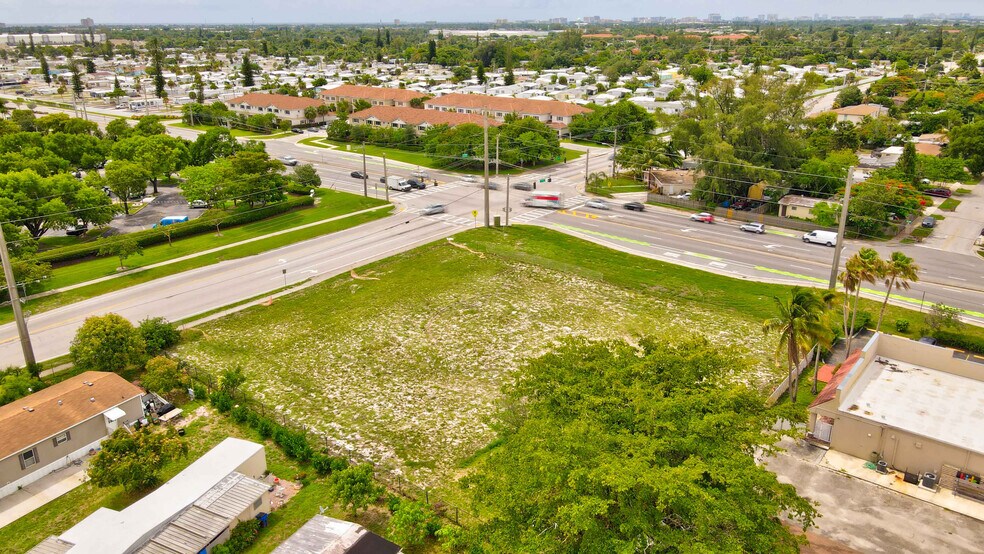 More Photos Of 271 NE 48th St, Deerfield Beach Land For Lease