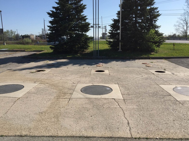 More Photos Of 3295 Elida Rd, Lima Service Station For Lease