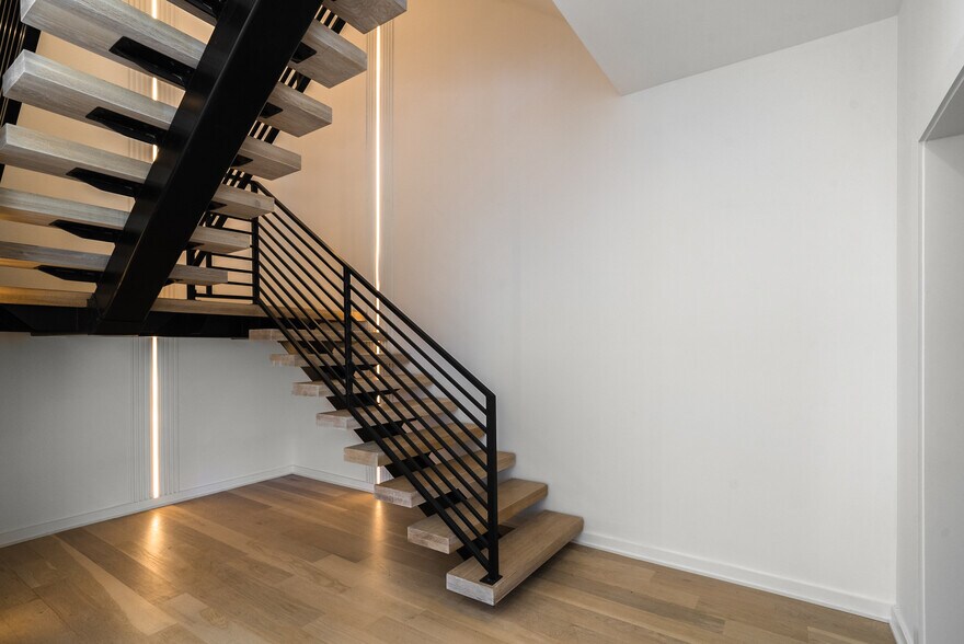 More Photos Of 1017 12th Ave S, Nashville Apartments For Sale