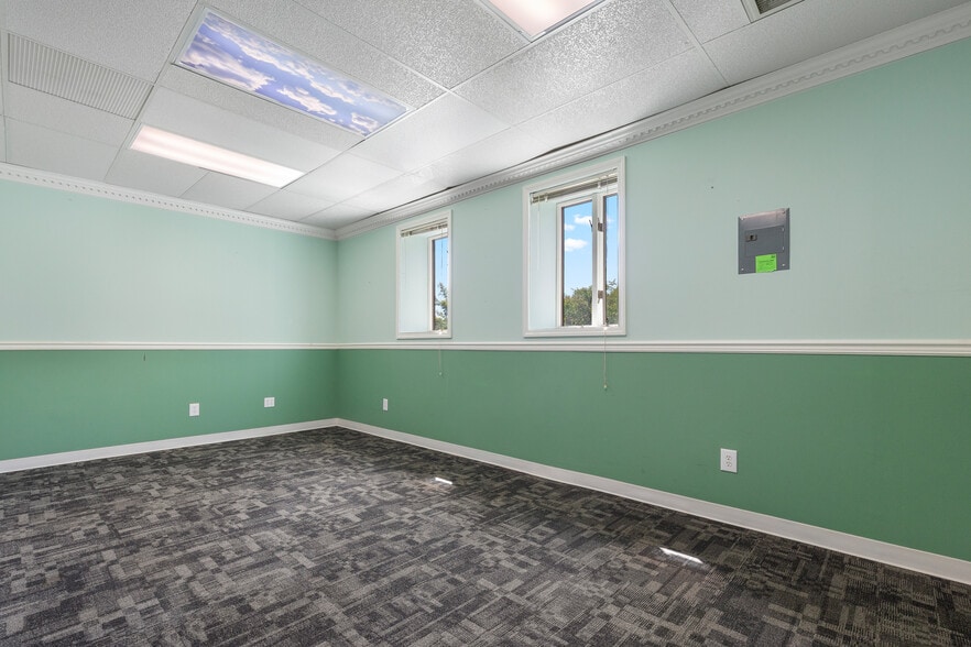 More Photos Of 170 Kinnelon Rd, Kinnelon Office Residential For Sale