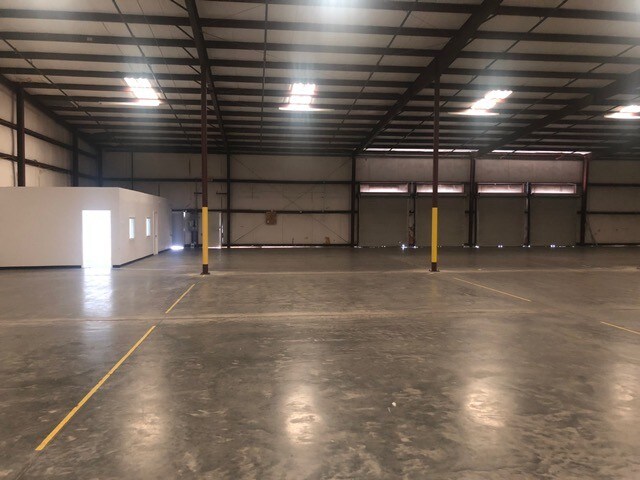 More Photos Of 372 Technology Dr, Walterboro Warehouse For Lease
