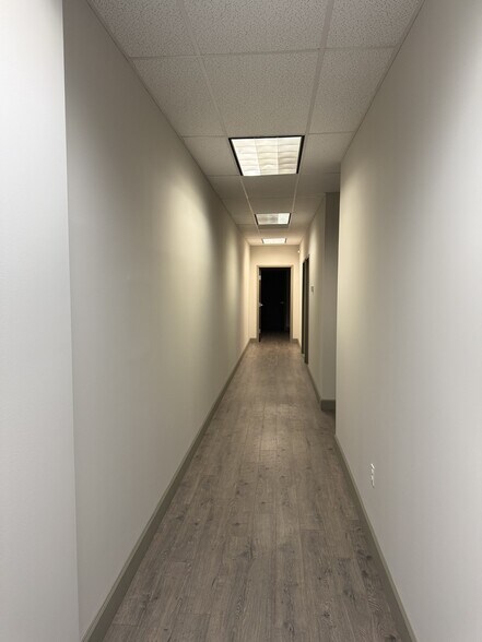 More Photos Of 6334 Philips Hwy, Jacksonville Light Distribution For Lease