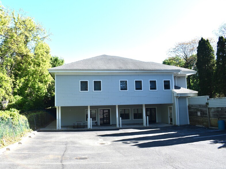 More Photos Of 118 N Country Rd, Port Jefferson Medical For Sale